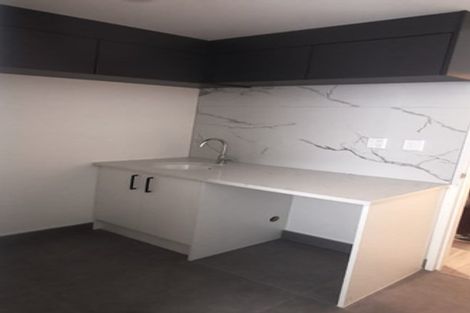 Photo of property in 5/12 Clare Place, Mount Wellington, Auckland, 1060