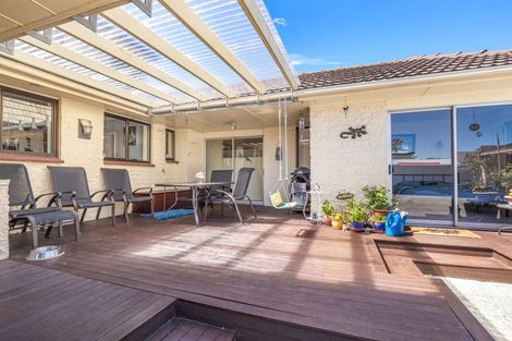 Photo of property in 17 Dunbars Road, Halswell, Christchurch, 8025