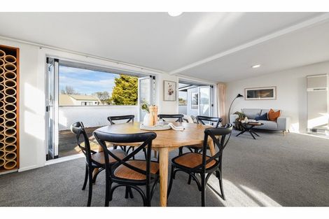 Photo of property in 3 Tirita Street, Kawaha Point, Rotorua, 3010
