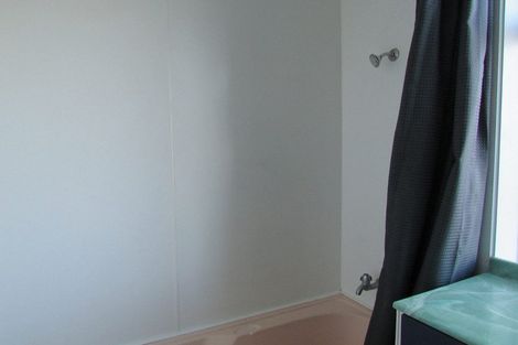 Photo of property in 2 Hawkhurst Road, Lyttelton, 8082