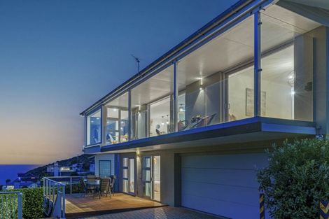 Photo of property in 82 Cliffs Road, Saint Clair, Dunedin, 9012