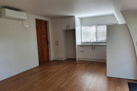 Photo of property in 17 Hayley Lane, East Tamaki Heights, Auckland, 2016