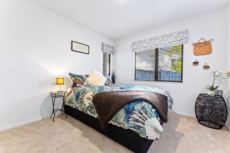 Photo of property in 416 Beach Road, Mairangi Bay, Auckland, 0630