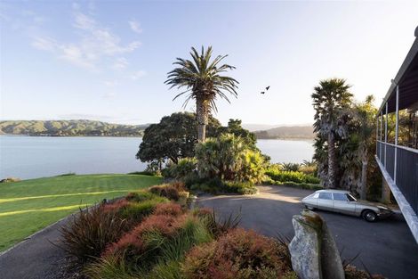 Photo of property in 360 Paremata Road, Whitby, Porirua, 5381