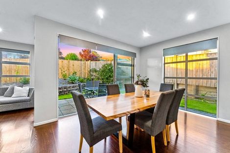 Photo of property in 463 Beach Road, Murrays Bay, Auckland, 0630