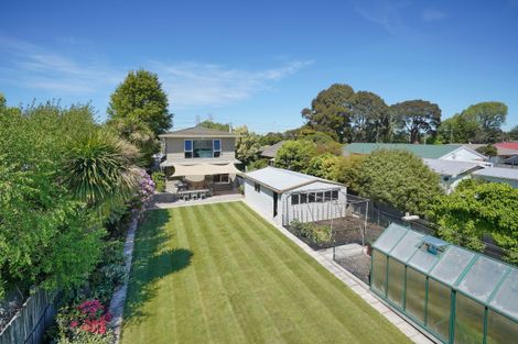 Photo of property in 22 Kendal Avenue, Burnside, Christchurch, 8053