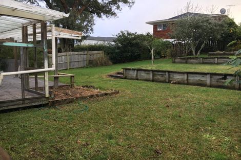 Photo of property in 39 Zita Maria Drive, Massey, Auckland, 0614