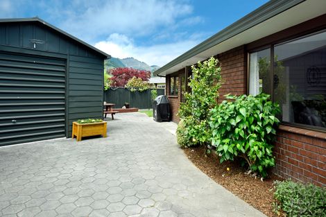 Photo of property in 6 James Place, Richmond, 7020