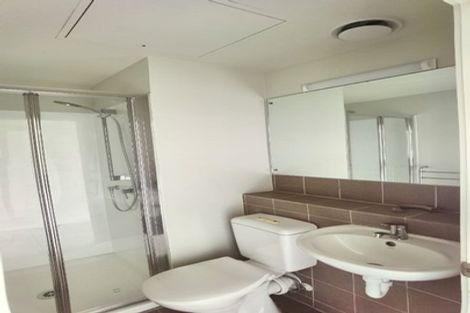 Photo of property in St Paul Apartments, 2e/4 Saint Paul Street, Auckland Central, Auckland, 1010