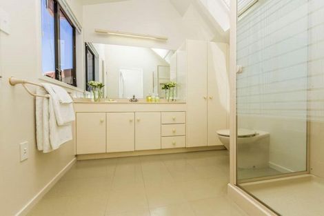 Photo of property in 34 Firth Road, Torbay, Auckland, 0630