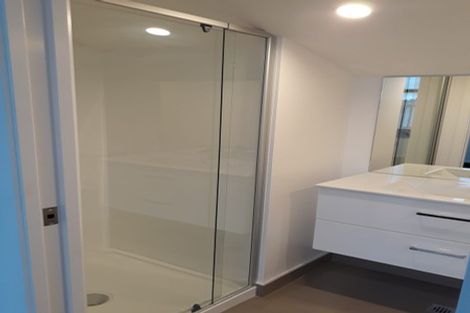 Photo of property in 19/15 Chivalry Road, Glenfield, Auckland, 0629