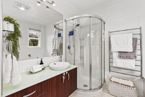 Photo of property in 9 Mascot Street, Tawa, Wellington, 5028