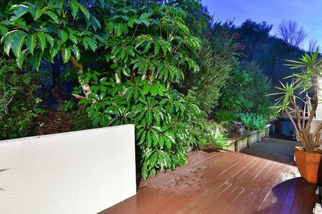 Photo of property in 4/19 Langana Avenue, Browns Bay, Auckland, 0630