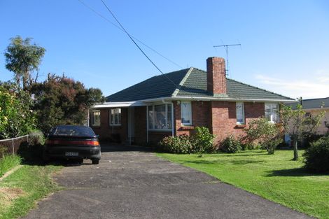 Photo of property in 40 Flanshaw Road, Te Atatu South, Auckland, 0610