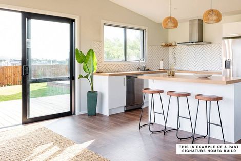 Photo of property in 11 Ti Tree Lane, Stanmore Bay, Whangaparaoa, 0932