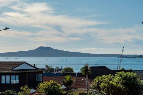 Photo of property in 36 Pigeon Mountain Road, Half Moon Bay, Auckland, 2012