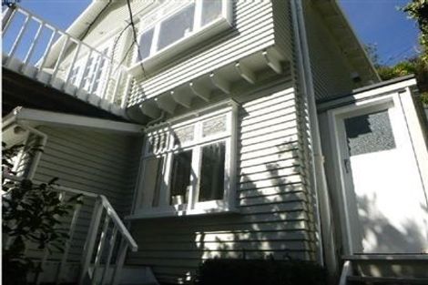 Photo of property in 152 Upland Road, Kelburn, Wellington, 6012