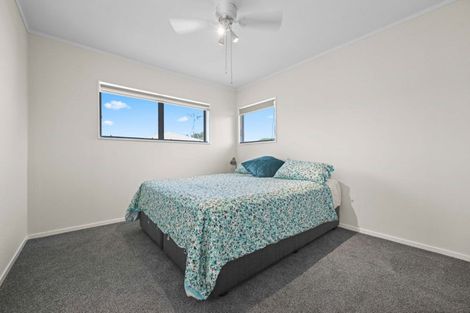 Photo of property in 19 Dallinger Street, St Andrews, Hamilton, 3200