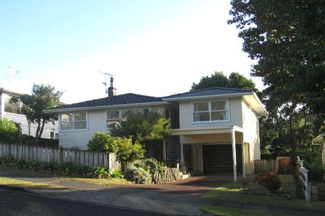 Photo of property in 5 Ensign Place, Hillcrest, Auckland, 0627