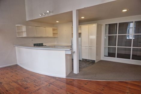 Photo of property in Maison Cabriole Building, 3/60 Courtenay Place, Te Aro, Wellington, 6011