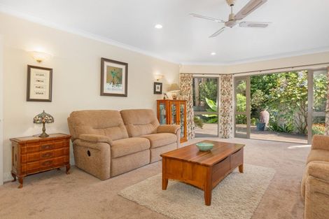 Photo of property in 3 Koromiko Glen, Waikanae, 5036