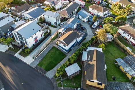 Photo of property in 6 Holborn Place, Papatoetoe, Auckland, 2025