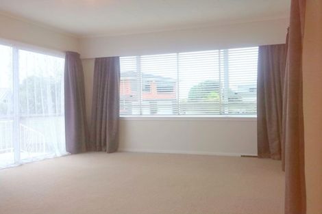 Photo of property in 7 Margaret Place, Merrilands, New Plymouth, 4312