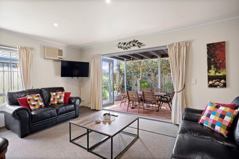 Photo of property in 5 Pipi Dune, Whitianga, 3510