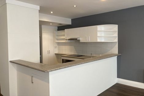Photo of property in Whitmore Apartments, 1c/7 Stout Street, Wellington Central, Wellington, 6011