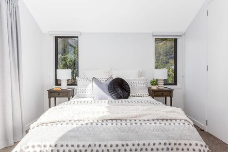 Photo of property in 4/323 Riverside Drive, Waterloo, Lower Hutt, 5011
