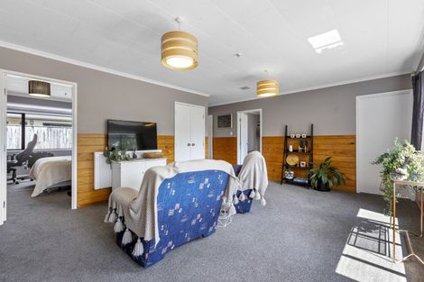 Photo of property in 68 Brois Street, Frankleigh Park, New Plymouth, 4310