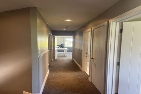 Photo of property in 48 Tawa Road, Kumeu, 0891