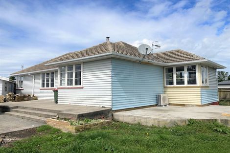 Photo of property in 40 Paul Crescent, Fairfield, Hamilton, 3214