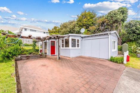 Photo of property in 6a Wharemauku Road, Raumati Beach, Paraparaumu, 5032