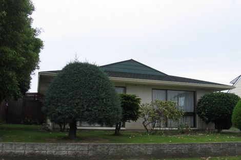 Photo of property in 10 Cecil Place, Cloverlea, Palmerston North, 4412