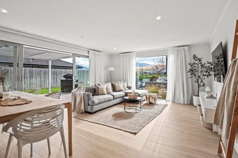 Photo of property in 37 Myles Way, Lower Shotover, Queenstown, 9304