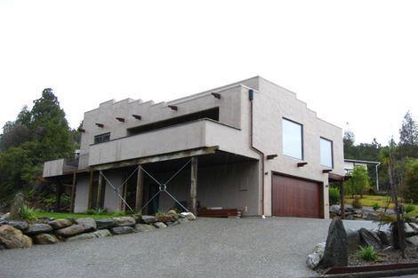 Photo of property in 31a Korua Street, Moana, 7872