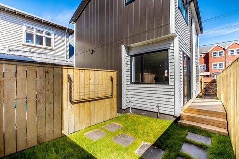 Photo of property in 45a Ross Street, Kilbirnie, Wellington, 6022
