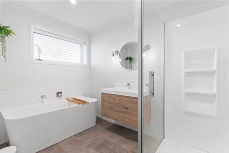 Photo of property in 1 Peony Drive, Greytown, 5712