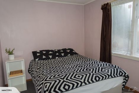 Photo of property in 37 Suva Street, Upper Riccarton, Christchurch, 8041