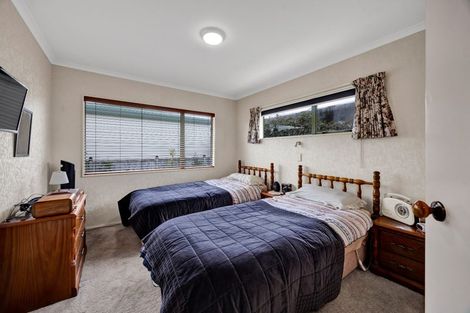 Photo of property in 2/219 Mangorei Road, Merrilands, New Plymouth, 4312