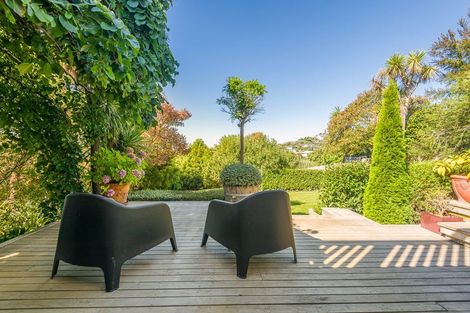 Photo of property in 7 Hackthorne Road, Cashmere, Christchurch, 8022