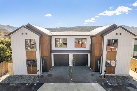Photo of property in 1/104 Martin Street, Wallaceville, Upper Hutt, 5018