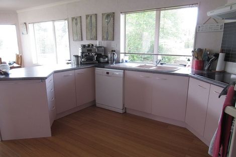 Photo of property in 133 Langdale Avenue, Paraparaumu, 5032