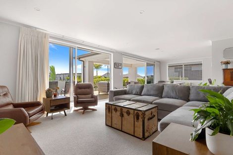 Photo of property in 63 The Boulevard, Papamoa Beach, Papamoa, 3118