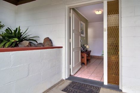 Photo of property in 1/6 Butterworth Drive, Glendene, Auckland, 0602