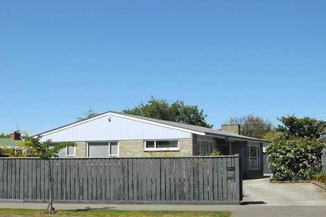 Photo of property in 133 Kendal Avenue, Burnside, Christchurch, 8053