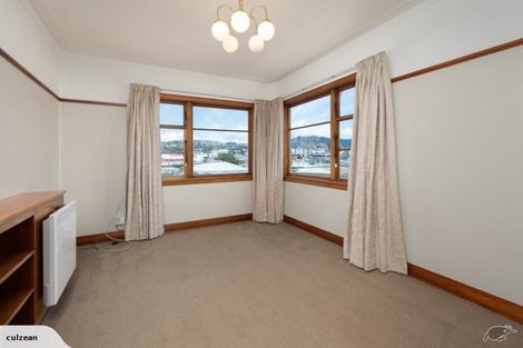 Photo of property in Ionian Flats, 123-125 Brougham Street, Mount Victoria, Wellington, 6011