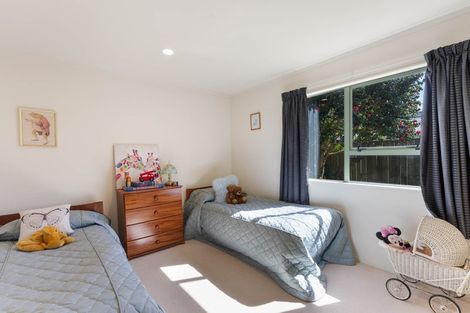 Photo of property in 243 Te Moana Road, Waikanae, 5036