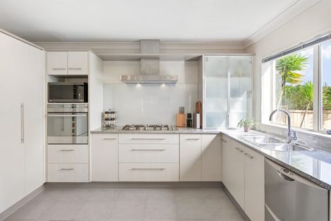 Photo of property in 11 Amaretto Avenue, Flat Bush, Auckland, 2019